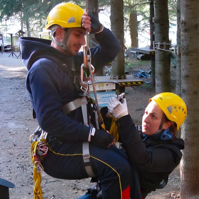 Esercitazione per soccorritori in formazione al Parco Avventura Madonie